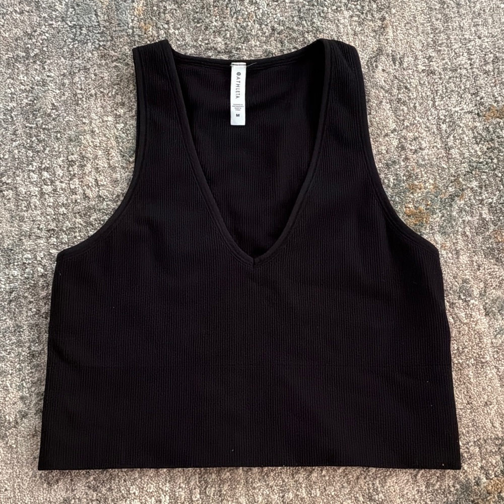 Wilfred Black V-Neck Crop Top